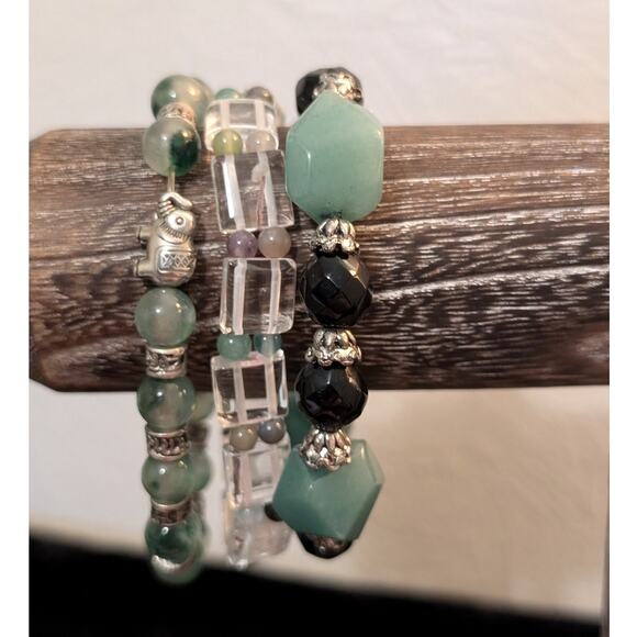 Lot of Three Green Stone Stretch Bracelets - Picture 2 of 4